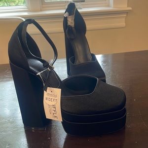 NEW Black Platform Wedge Heels